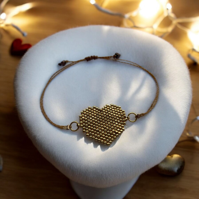 Bracelet motif coeur doré