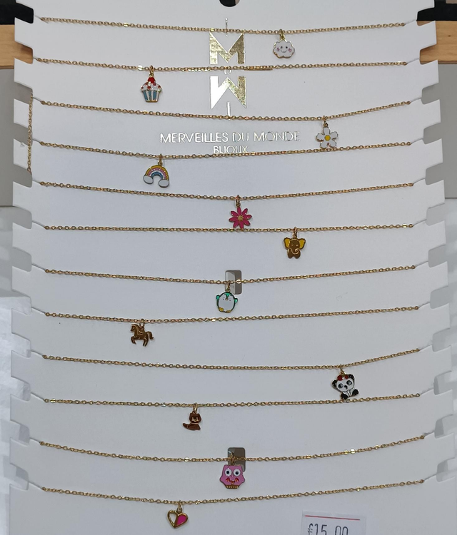 Collier en acier doré