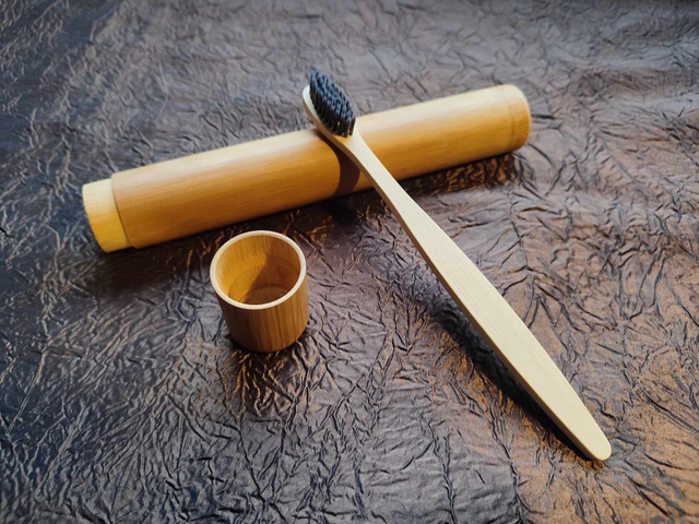 PROTEGE BROSSE A DENTS BAMBOU