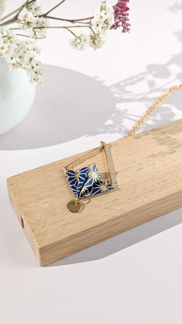 Collier acier inoxydable Balancelle Bleu géométrie