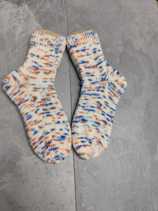 Handgestrickte Socken Größe 32/33
