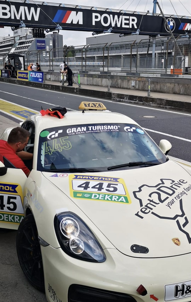 2 Runden am 27.03.2026 im Renntaxi NLS - Nürburgring Langstrecken Serie mitfahren