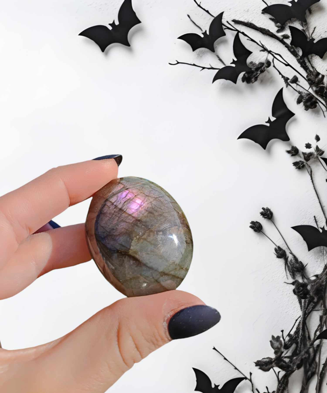 Galet Labradorite violet