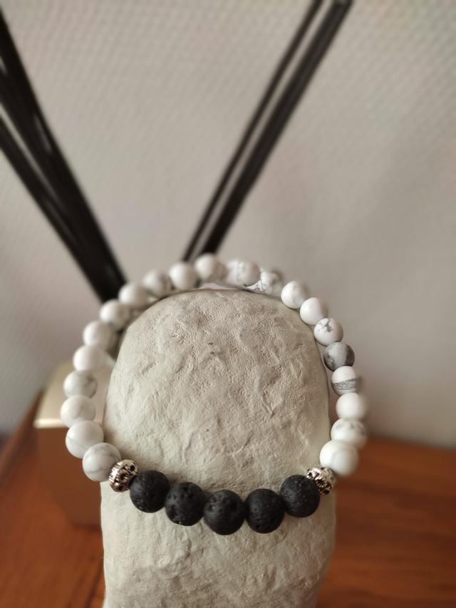 Howlite et pierre de lave 6mm
