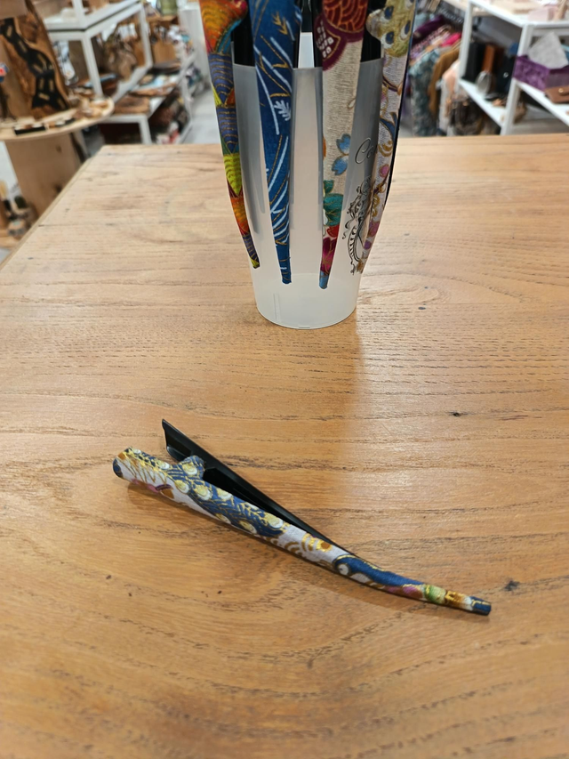 Pince japonaise métal et tissu