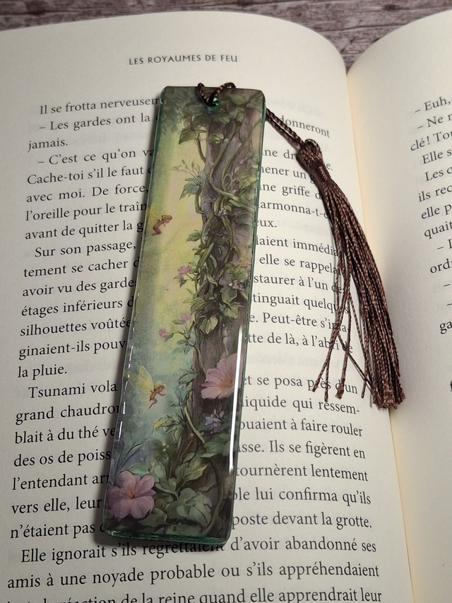 marque page forêt