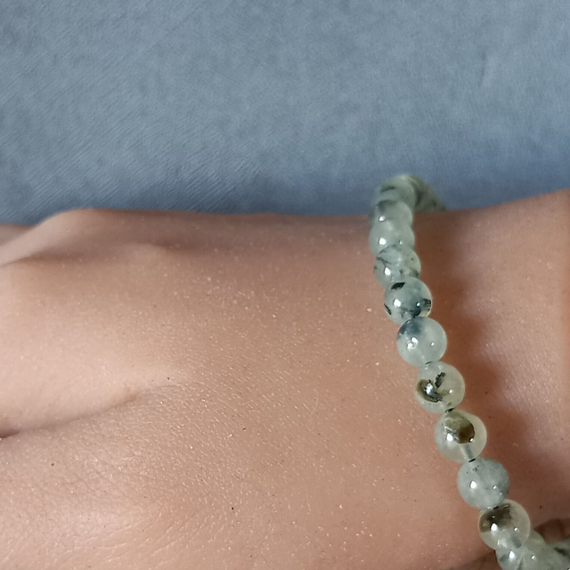 Bracelet ajustable en Préhnite