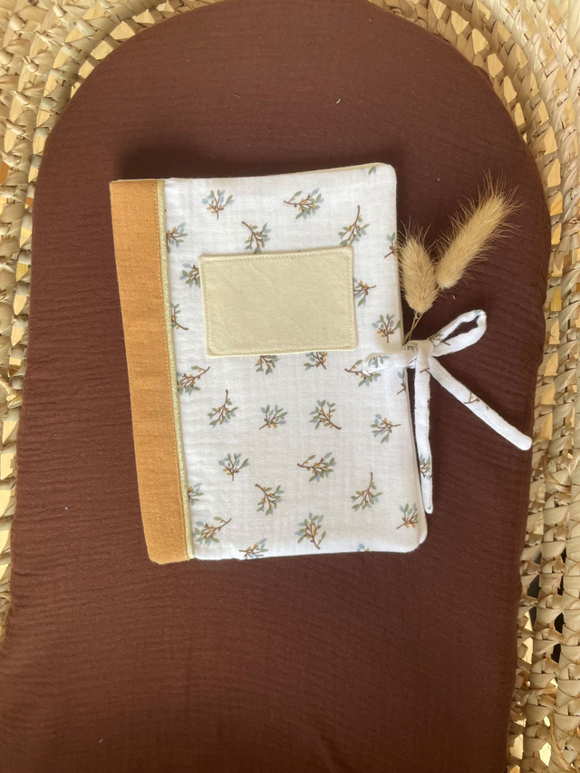 Protège carnet de santé Ambre