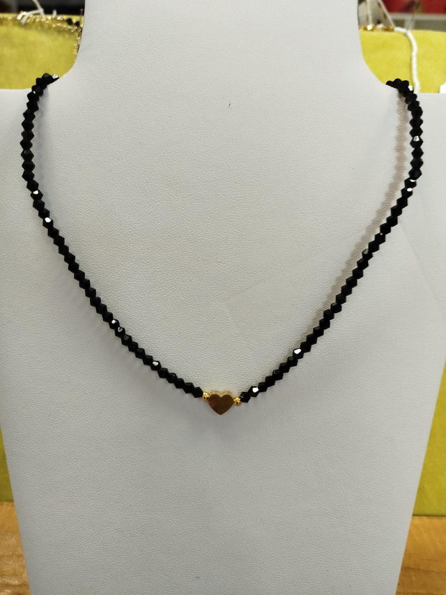 Colar negro coração 