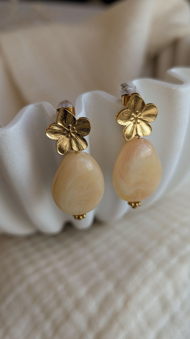 Boucles d'oreilles JEANNETTE beige rosé marbré