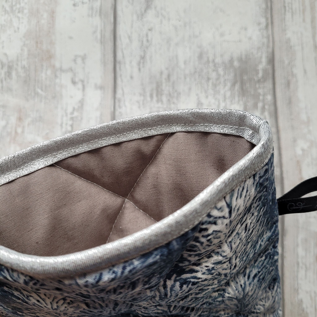 Pochette pour livre Poche : Sapin sous la neige