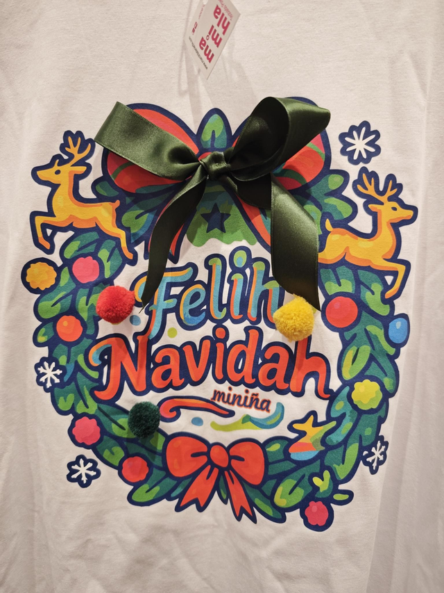 Camiseta Navidah