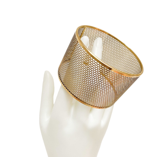 Bracciale rigido a rete alto