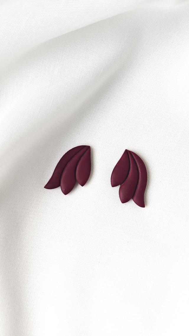 Mali uhani list - bordo