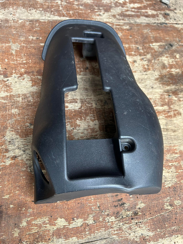 (Used)FORD TRANSIT CUSTOM MK8 STEERING COLUMN TRIM PANEL LOWER BOTTOM SHROUD 2012-2017