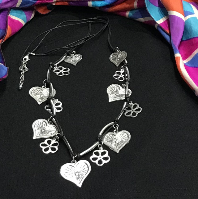 Silver/Black Vintage Necklace- Mixed Vintage Necklace - NEC30