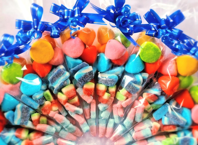 Fizzy Bubblegum Bottles Sweet Cones