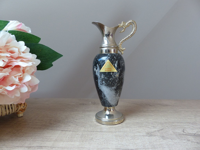 Petit pichet décoratif en marbre noir véritable pierre OMF vintage, pichet miniature avec anse forme serpent, cadeau déco maison intérieur
