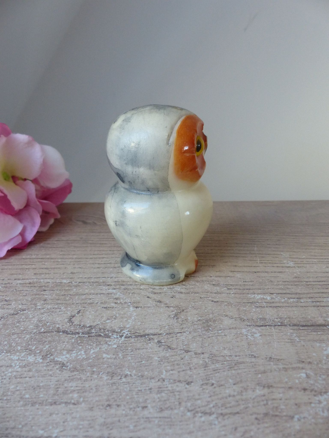 Statuette de chouette en pierre albâtre sphérique orange sculptée à la main, chouette presse papier en pierre décoration bureau vintage