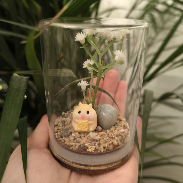 Ami protecteur - Hamster assis (labradorite)