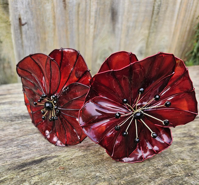 Resin poppy