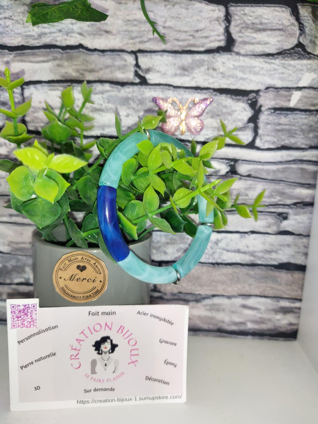 Bracelet perles incurvé 