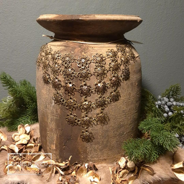 Kruikketting 4; brons bloemetjes