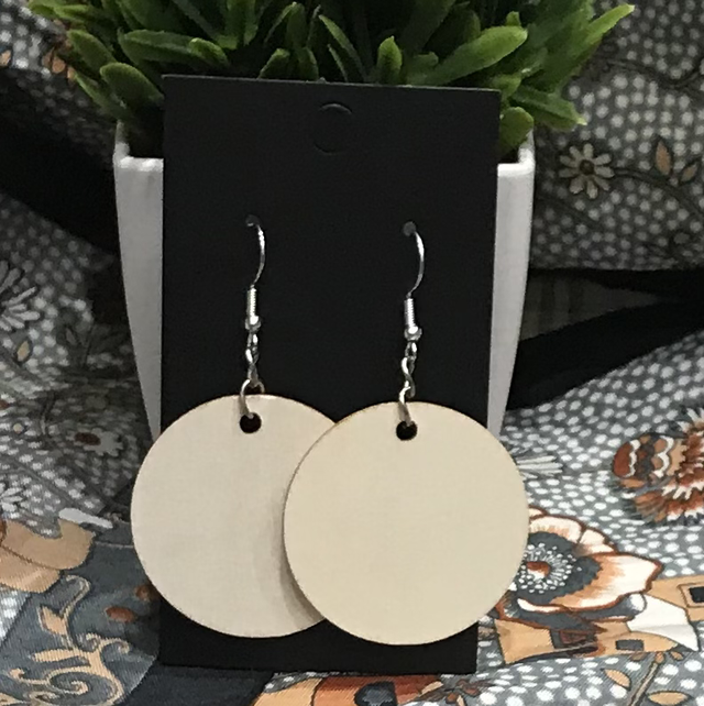 Cream Dangling Earrings-CDE28