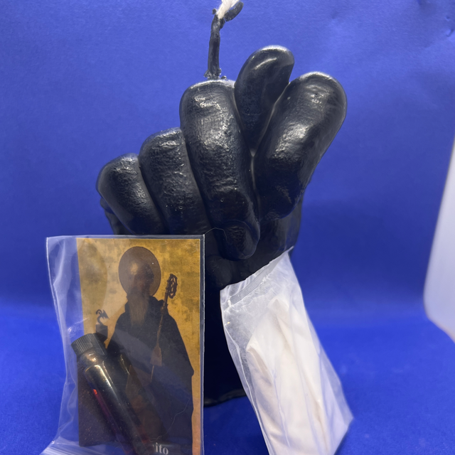 Rituel Spécial Poing Noir – Protection Totale Contre Tout Mal