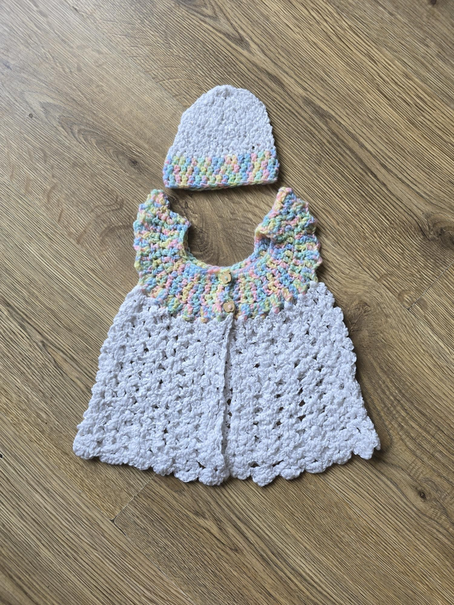 Crochet baby sleeveless cardigan and hat set prem-newborn or doll