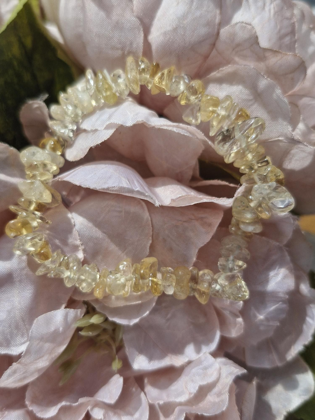 Citrine crystal chip bracelet