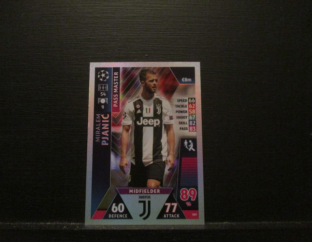 Miralem Pjanic - UEFA Champions League Match Attax 2018/19 Original Trading Card #389