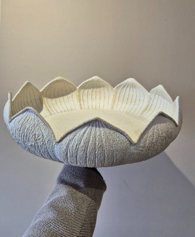 Plateau bloem wit\ecru M