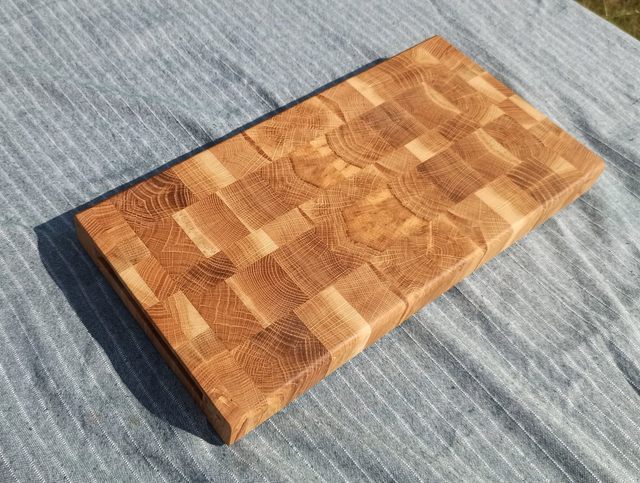 Dębowa deska do krojenia typu „End Grain” 38,5x19,5 cm