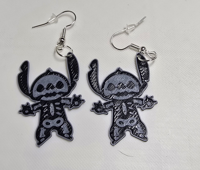 Boucles d'oreilles Stitch éléctrique