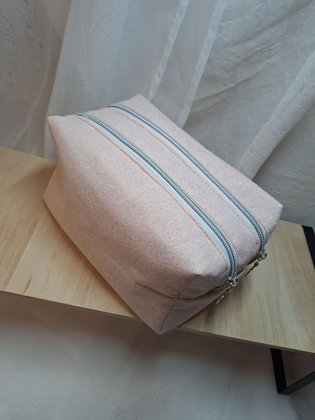 Trousse de toilette double compartiment  