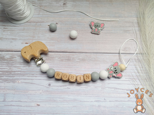 Attache tétine personnalisé Elephant- Modèle Robin- prénom 6 lettres max 