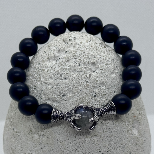 Bracelet en onyx noir mat &amp; labradorite – le totem du poignet