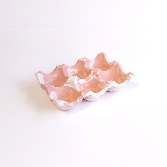 Porte-œufs rose poudré