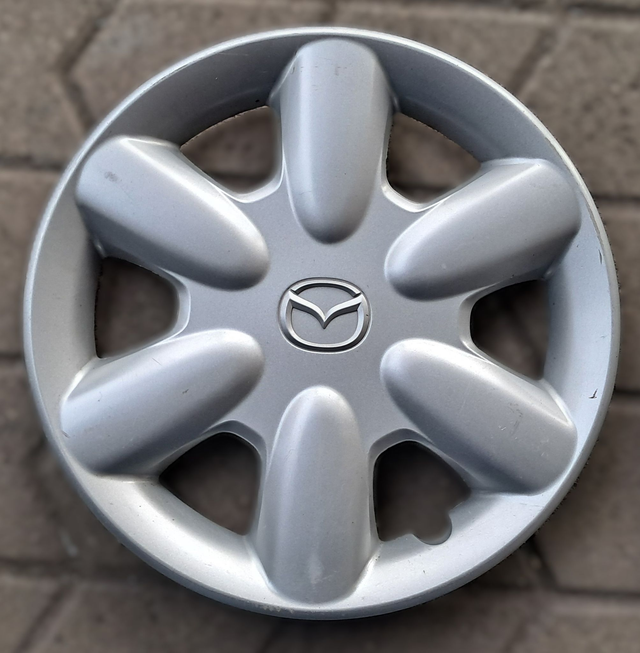 Enjoliveur Mazda Demio 14p Occasion 