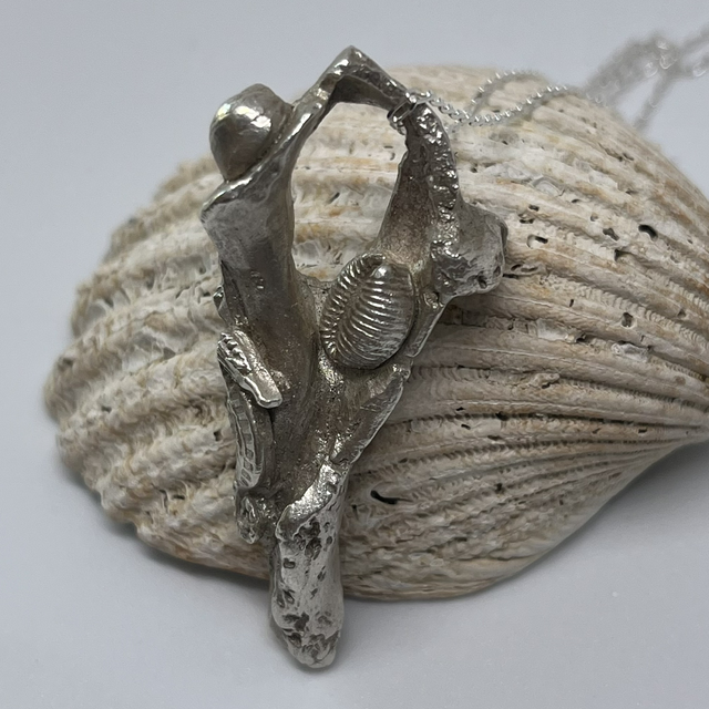 Broken sea shell pendant