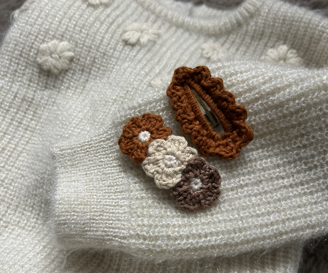 Barrette fleurs (1 pièce)