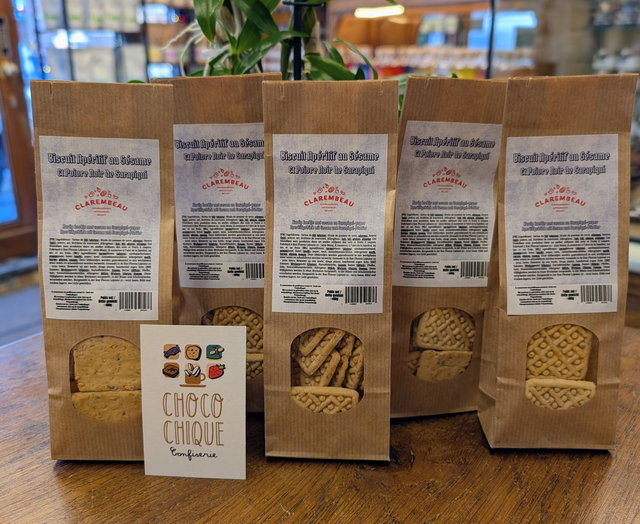 Biscuit apéritif au Sésame et Poivre Noir de Sarapiqui de chez Clarembeau