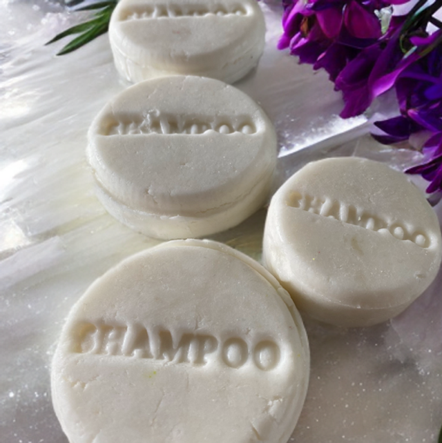 Simply Naked unscented conditioning shampoo bar