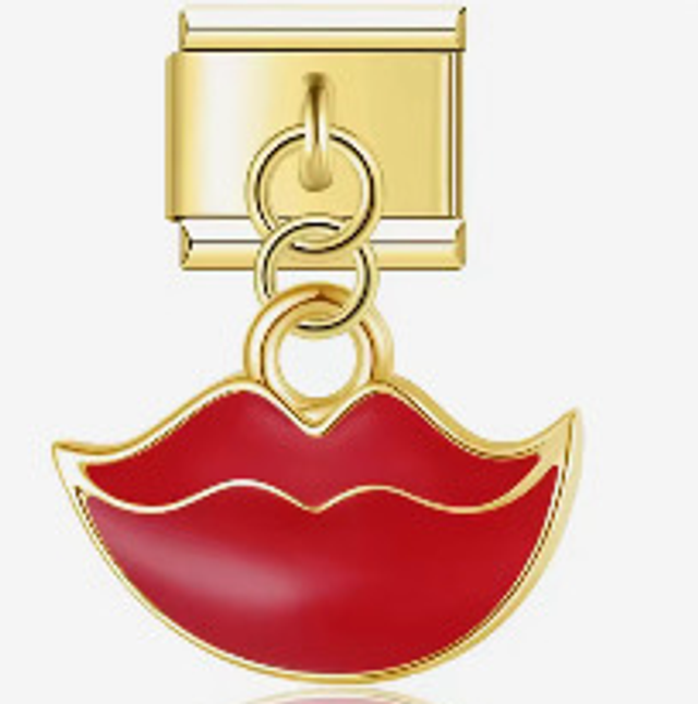 Charm Beso Rojo Colgante Dorado