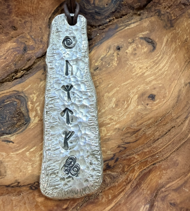 Silverspoonrings - Solid Silver Rock of Protection