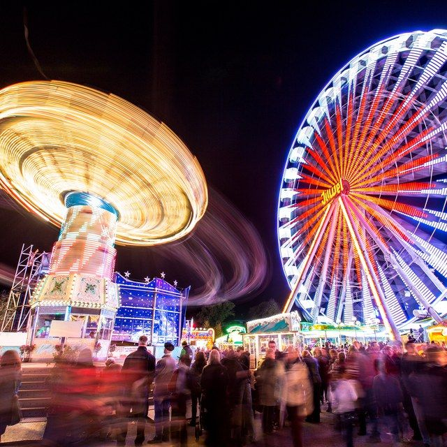 Send mit Riesenrad und Kettenkarussell