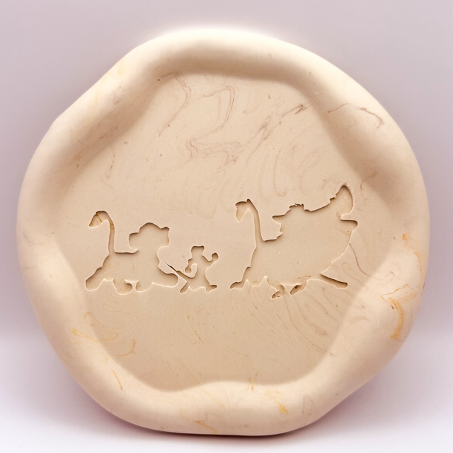 Plateau en jesmonite - inspiration Le Roi Lion