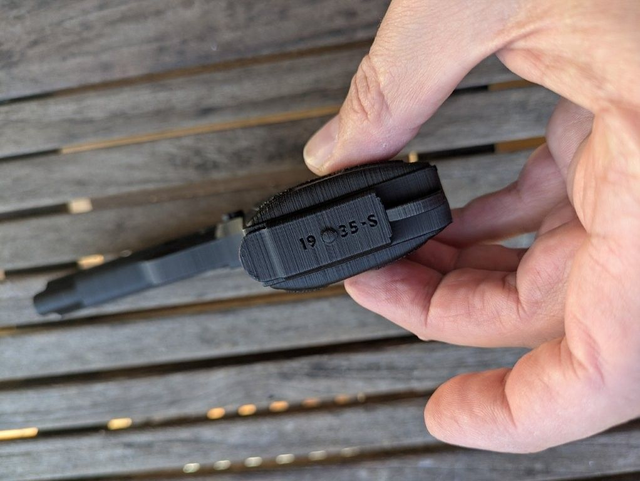 Pistolet Automatique Modèle 1935S-M1 (Reproduction factice) – France