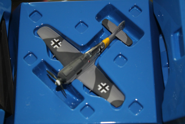 Fokker Wulf 190 Luftwaffe, 1:100